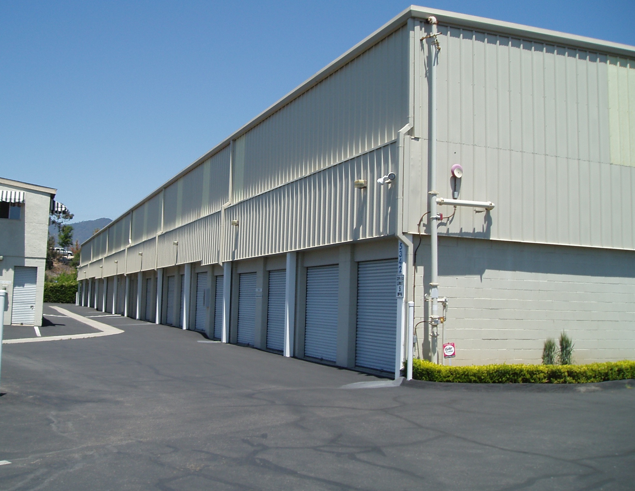 Build Up on single story Self Storage Buildings