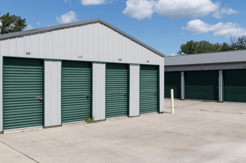 PEMB self storage units with exterior access