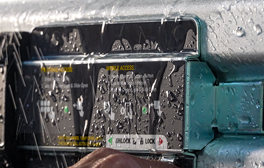 INSOMNIAC Smart Lock in rough weather